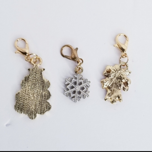 🍁3/$25  Holiday Charms Set of 6 - Picture 5 of 7